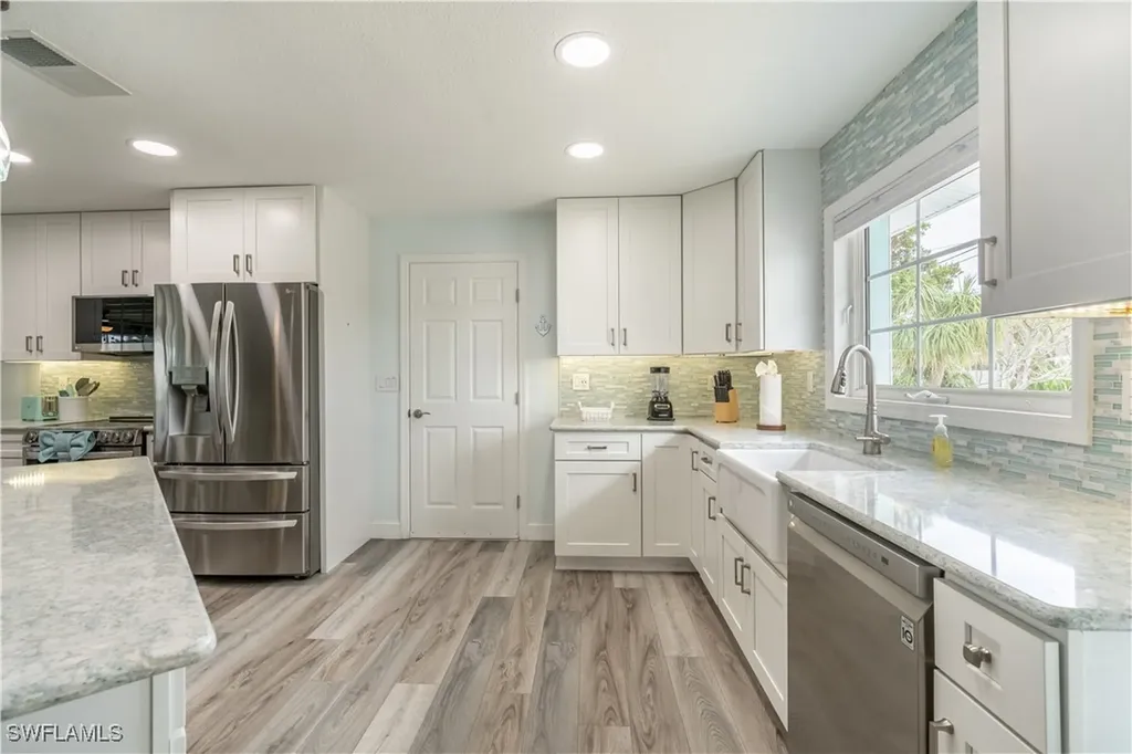 5344 Coral Avenue Cape Coral FL 33904