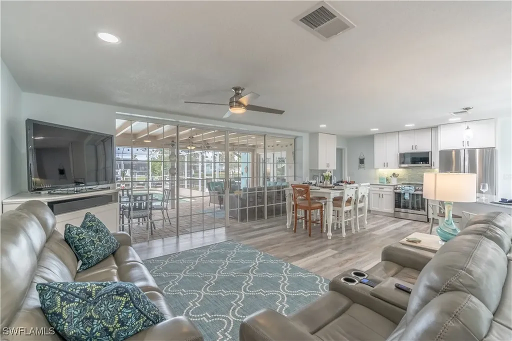 5344 Coral Avenue Cape Coral FL 33904