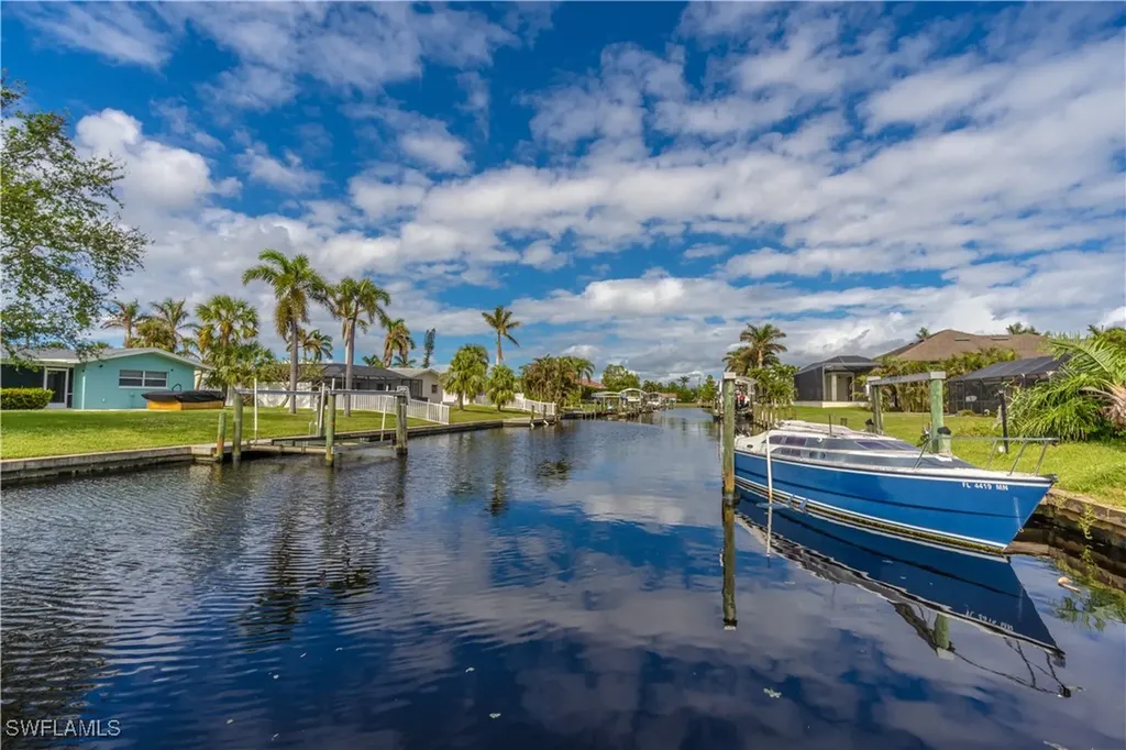 5344 Coral Avenue Cape Coral FL 33904