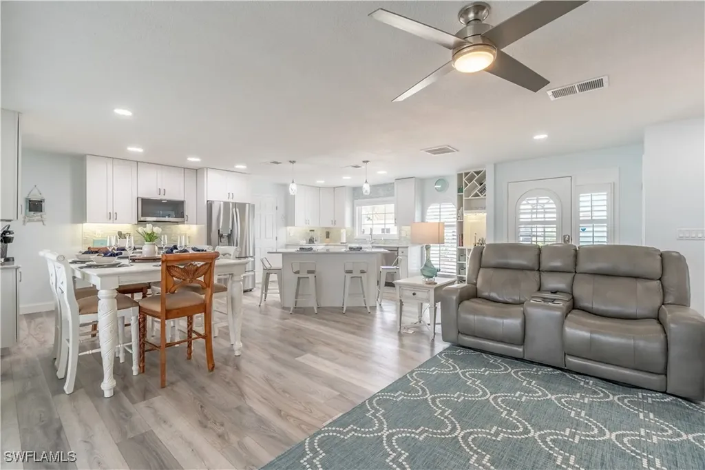 5344 Coral Avenue Cape Coral FL 33904