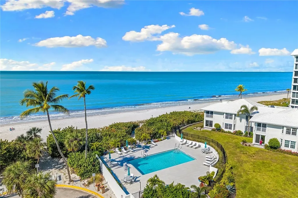 2701 Gulf Shore Boulevard N Naples FL 34103