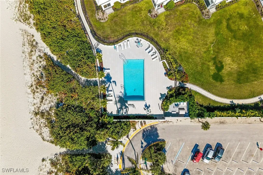 2701 Gulf Shore Boulevard N Naples FL 34103