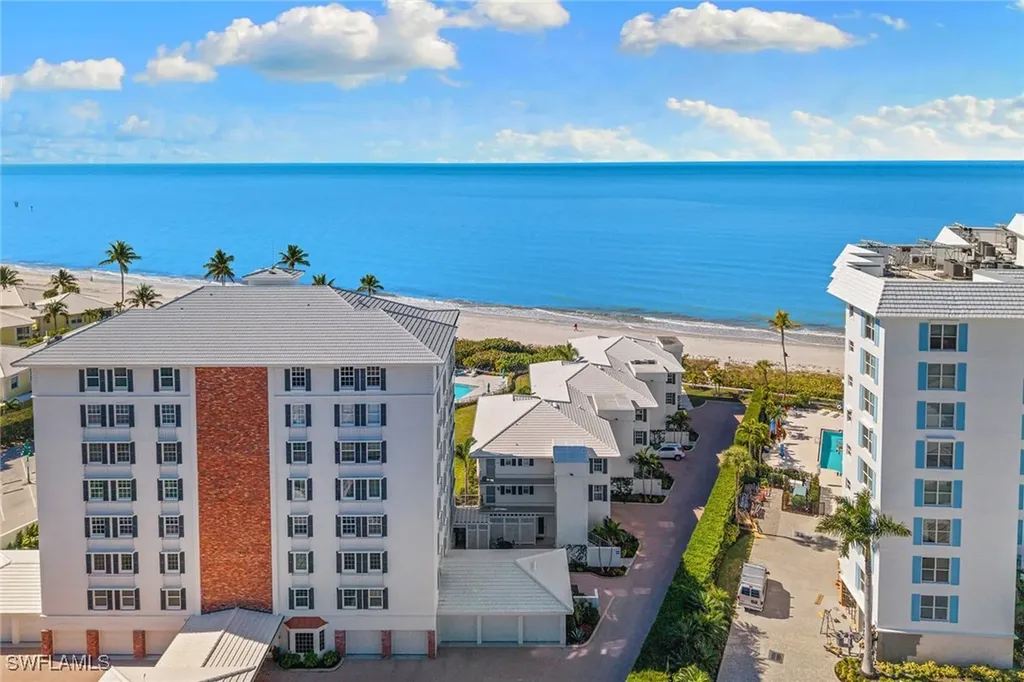 2701 Gulf Shore Boulevard N Naples FL 34103