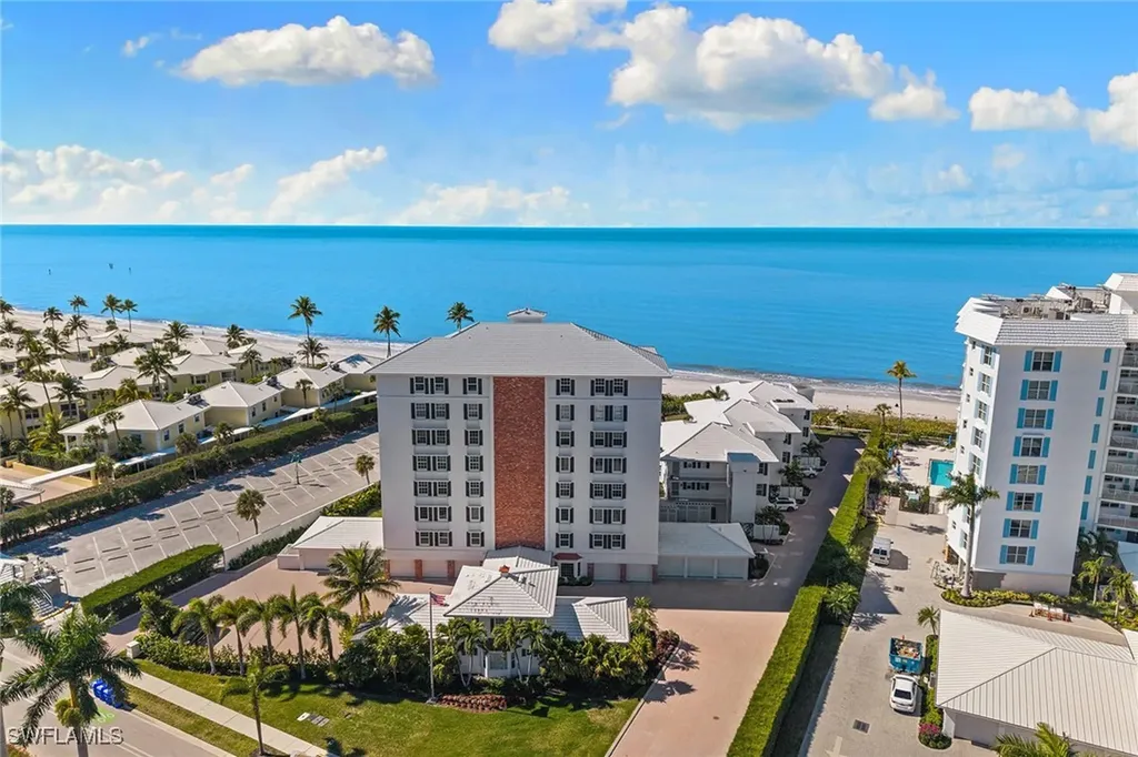 2701 Gulf Shore Boulevard N Naples FL 34103