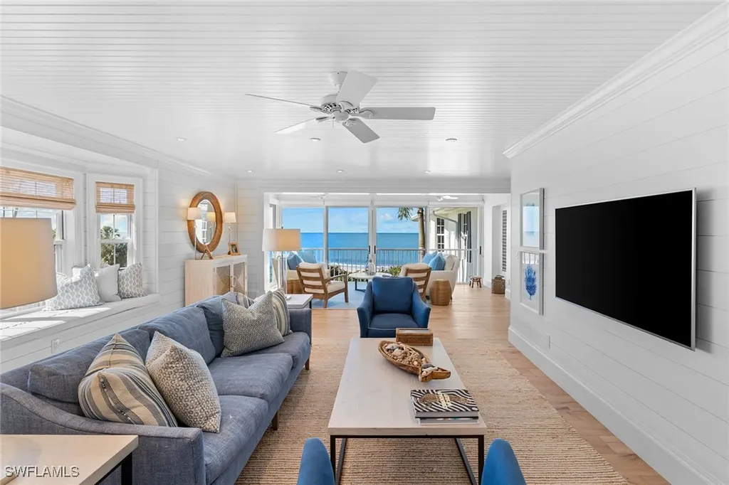 2701 Gulf Shore Boulevard N Naples FL 34103