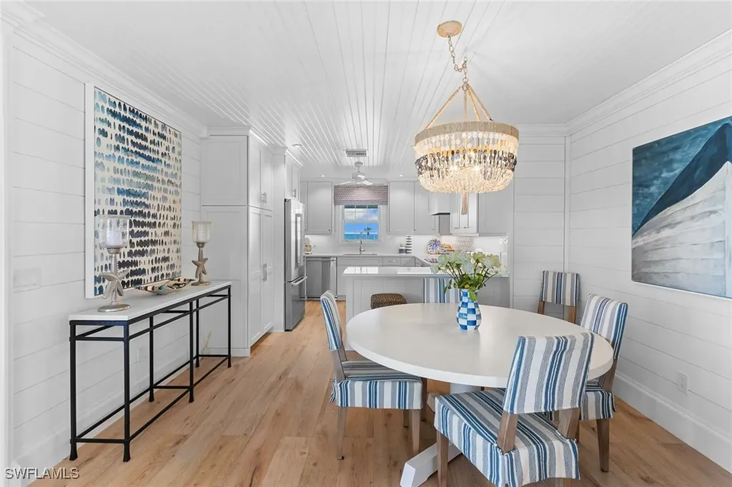 2701 Gulf Shore Boulevard N Naples FL 34103