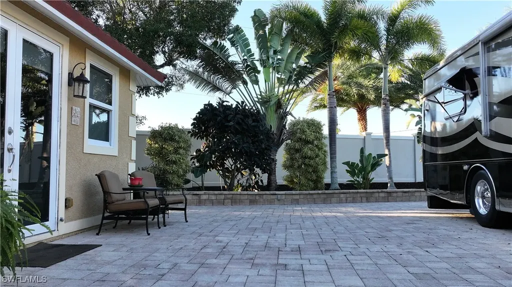 4620 Southern Breeze Drive Naples FL 34114