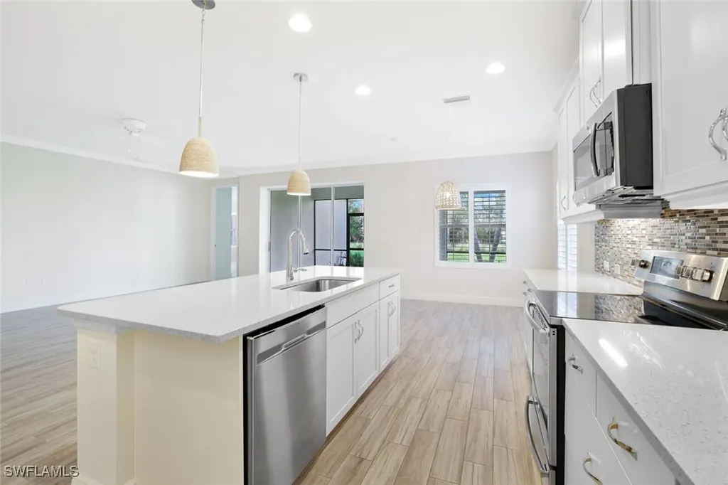 3529 Canopy Circle Naples FL 34120