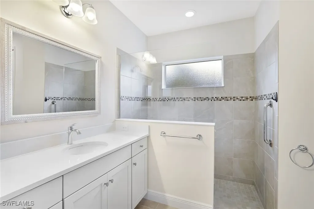 3529 Canopy Circle Naples FL 34120