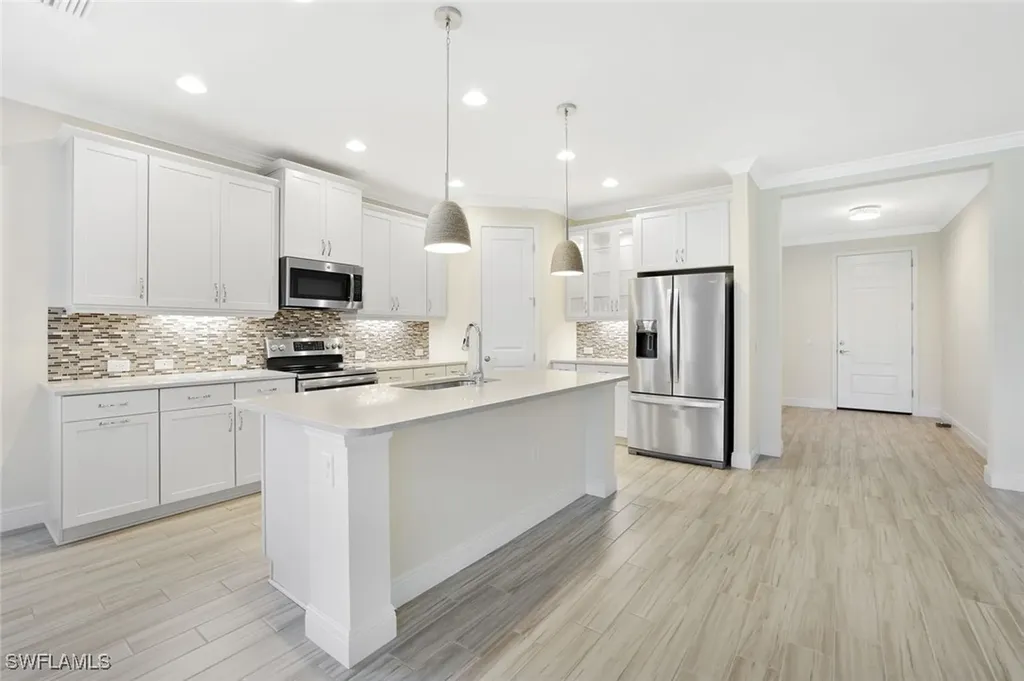 3529 Canopy Circle Naples FL 34120