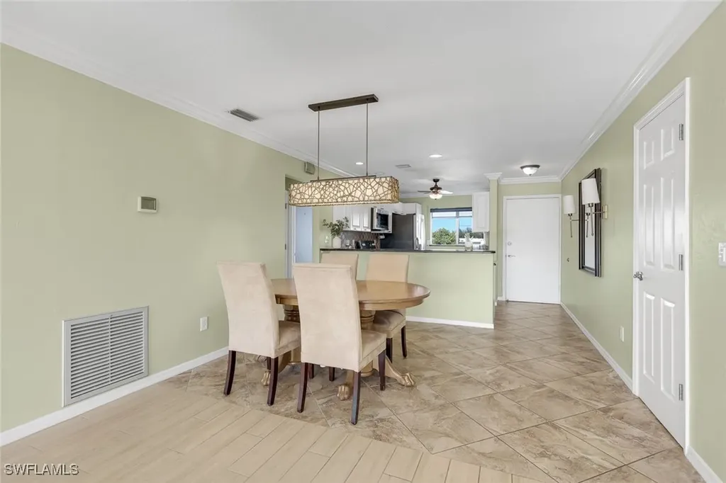 1706 Bikini Court Cape Coral FL 33904