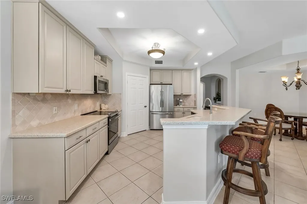 1285 Rialto Way Naples FL 34114