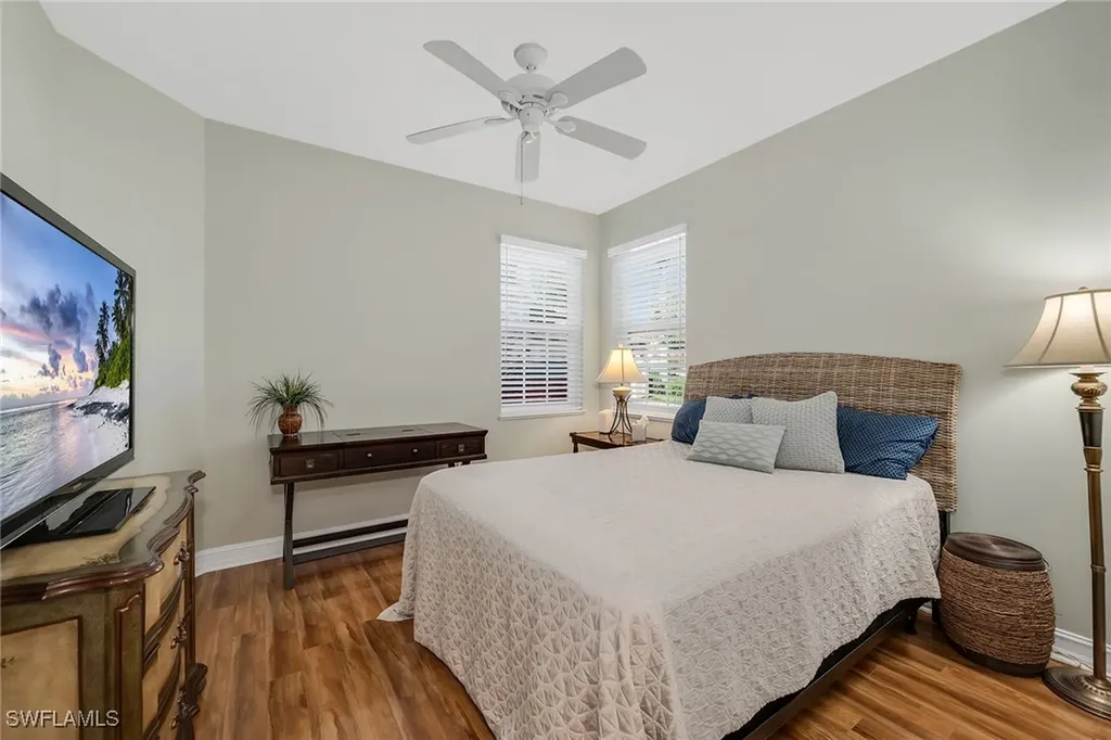 1285 Rialto Way Naples FL 34114