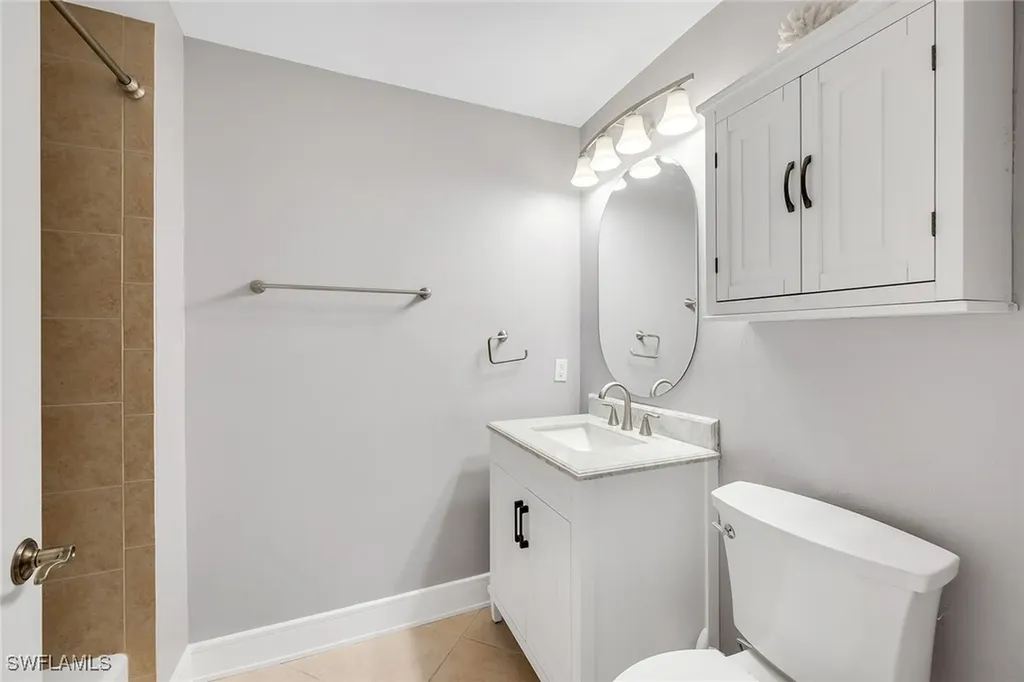 1285 Rialto Way Naples FL 34114