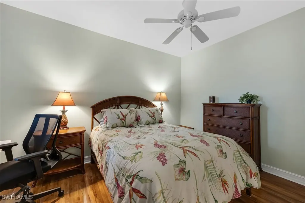 1285 Rialto Way Naples FL 34114