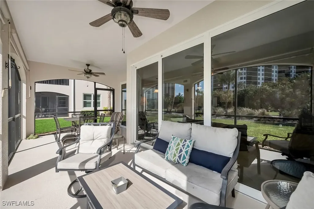 1285 Rialto Way Naples FL 34114