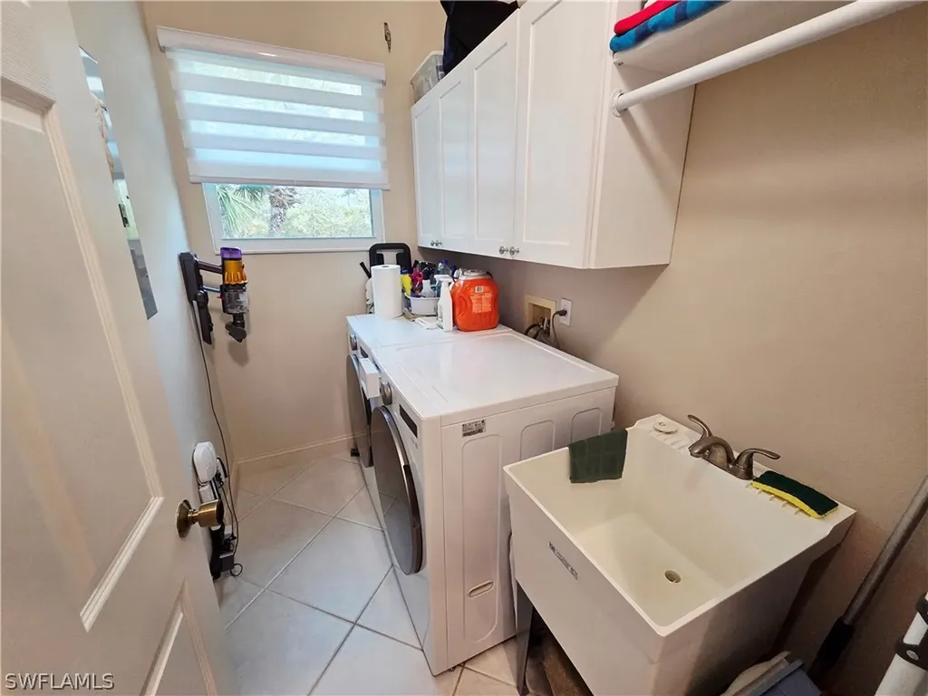 6775 Huntington Lakes Circle Naples FL 34119