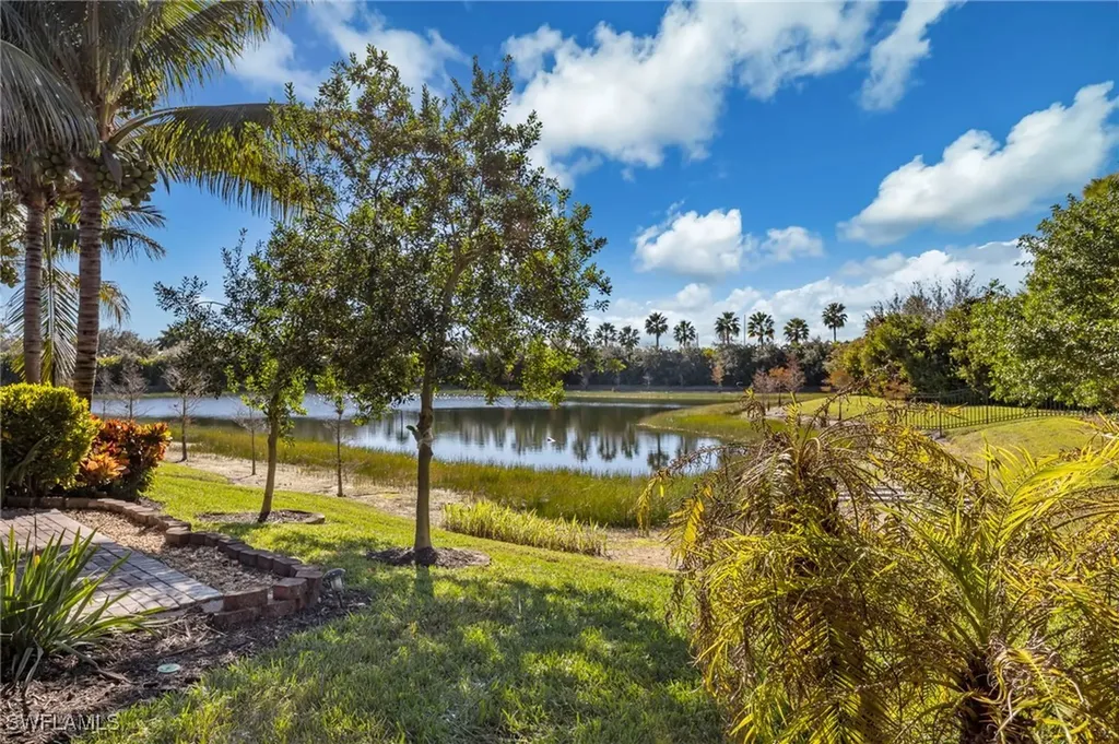 13315 Silktail Drive Naples FL 34109