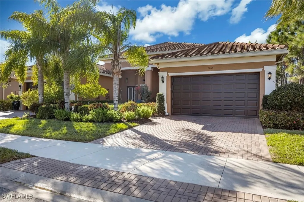13315 Silktail Drive Naples FL 34109