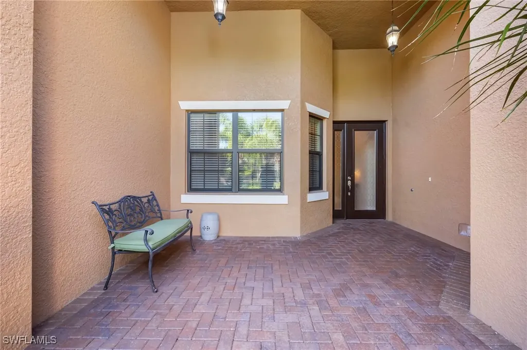 13315 Silktail Drive Naples FL 34109