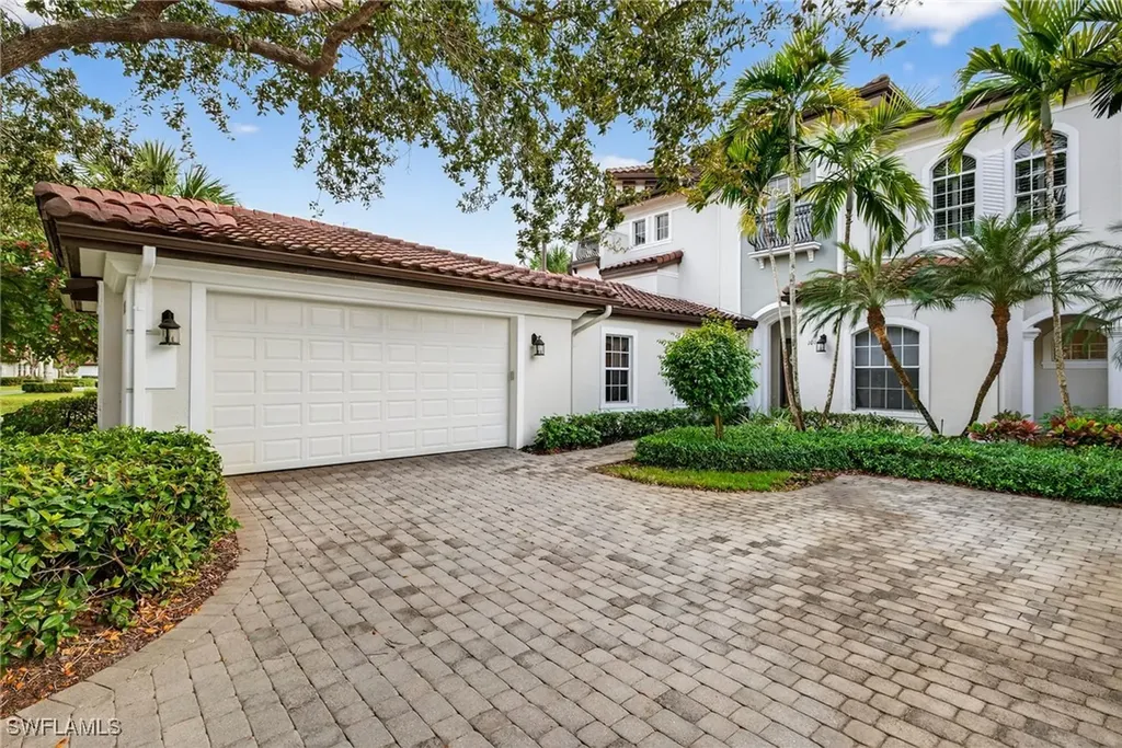 28540 Calabria Court Naples FL 34110