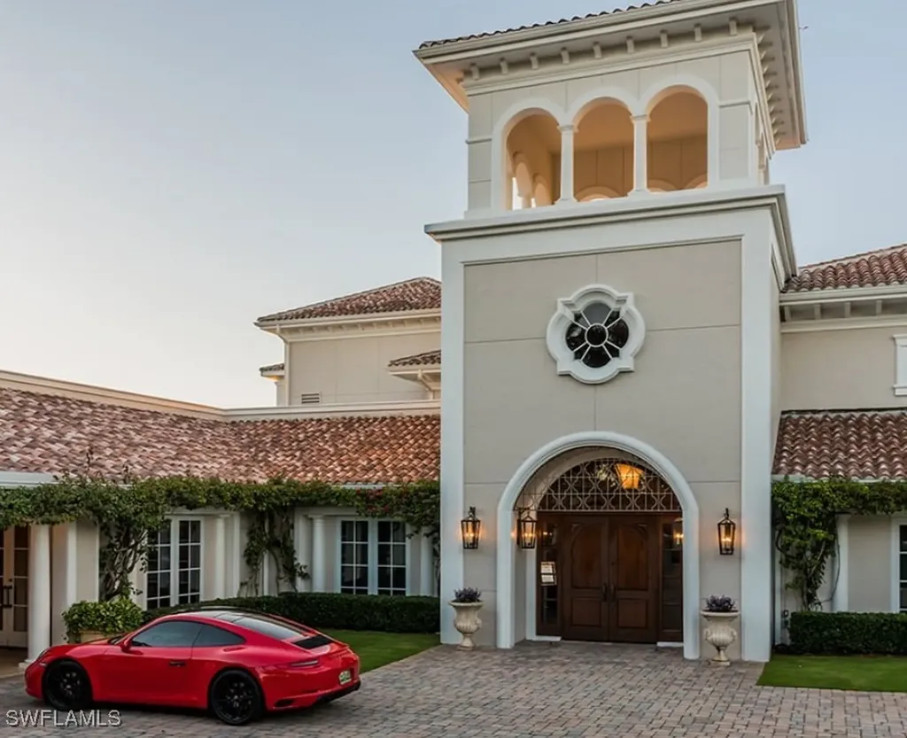28540 Calabria Court Naples FL 34110