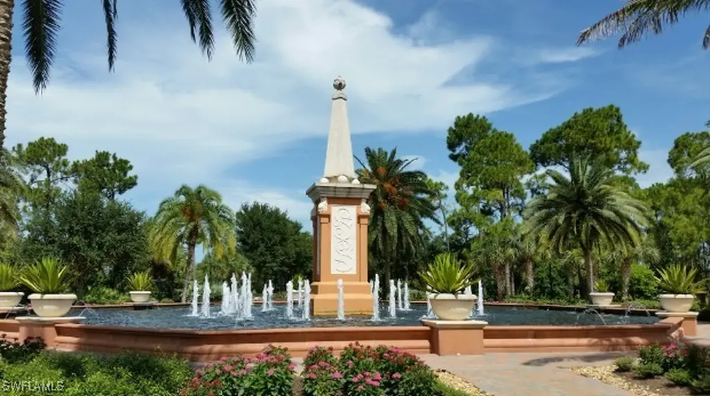28540 Calabria Court Naples FL 34110