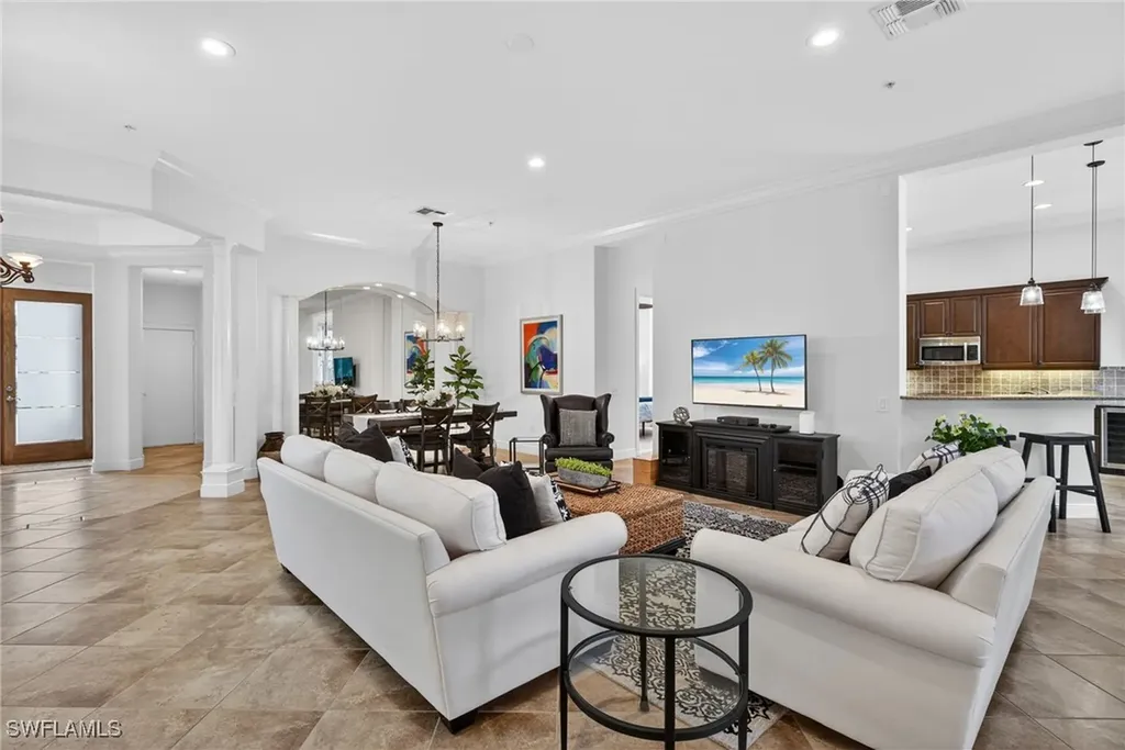 28540 Calabria Court Naples FL 34110