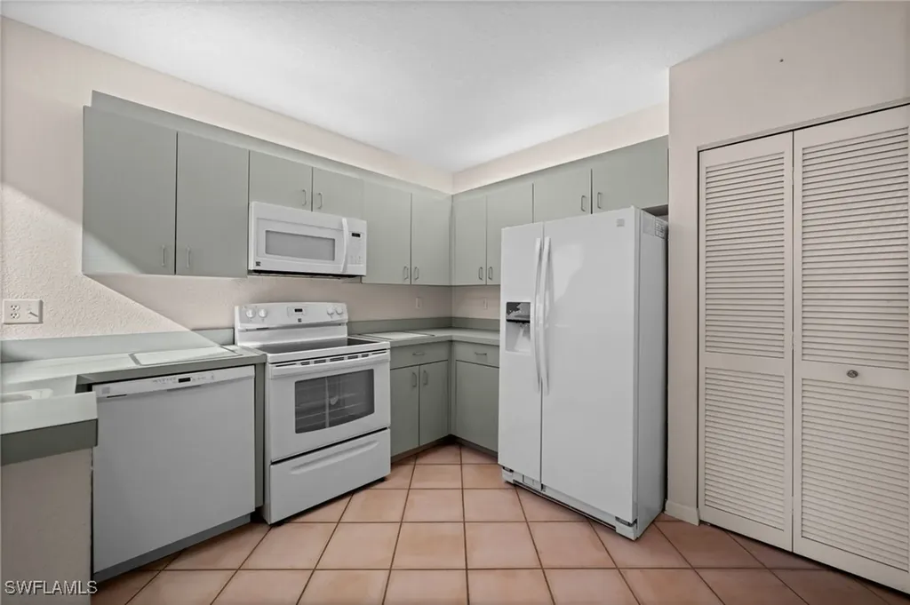 71 Emerald Woods Drive Naples FL 34108