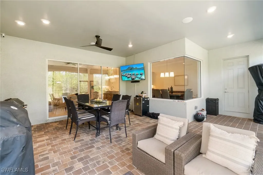 28113 Captiva Shell Loop Bonita Springs FL 34135