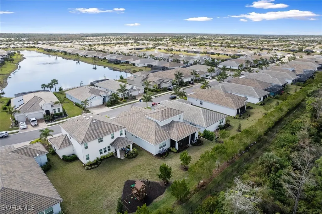 28113 Captiva Shell Loop Bonita Springs FL 34135