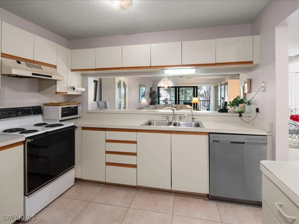 5741 Deauville Circle Naples FL 34112