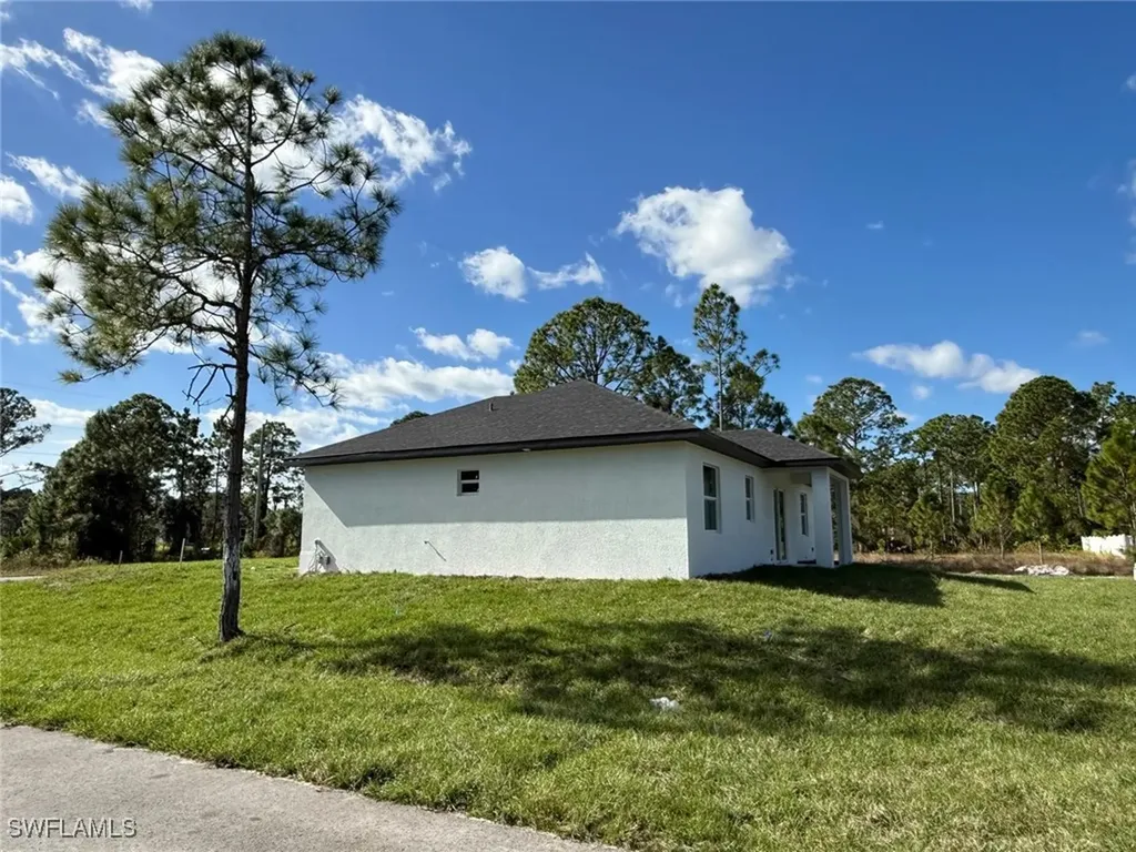 1121 Florence Street E Lehigh Acres FL 33974