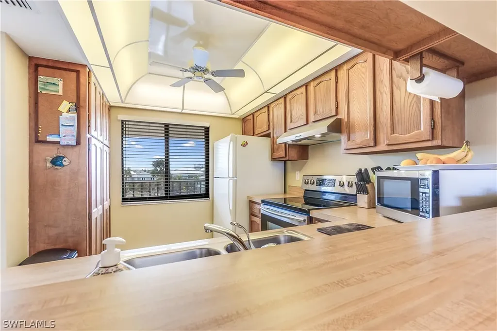 21420 Bay Village Drive Fort Myers Beach FL 33931