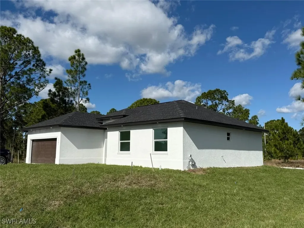 1121 Florence Street E Lehigh Acres FL 33974