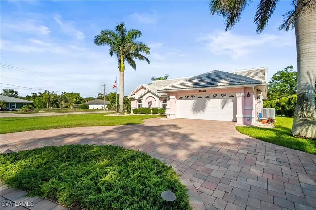 4226 Yarmouth Court North Fort Myers FL 33903