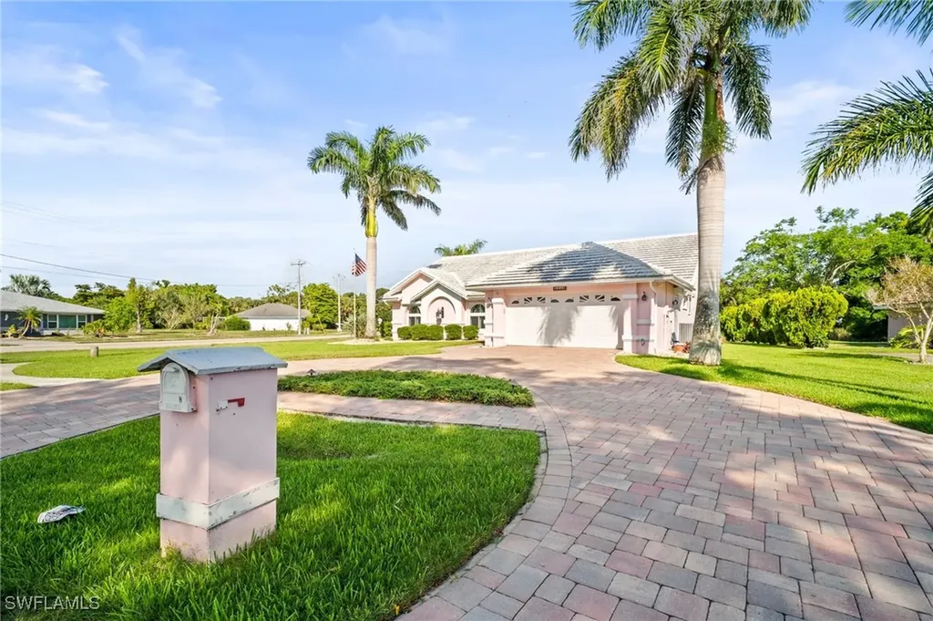 4226 Yarmouth Court North Fort Myers FL 33903