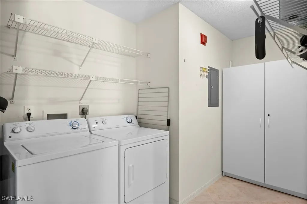 3012 Sandpiper Bay Circle Naples FL 34112