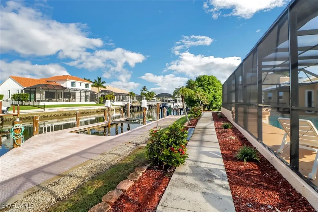 562 Goldcoast Court Marco Island FL 34145