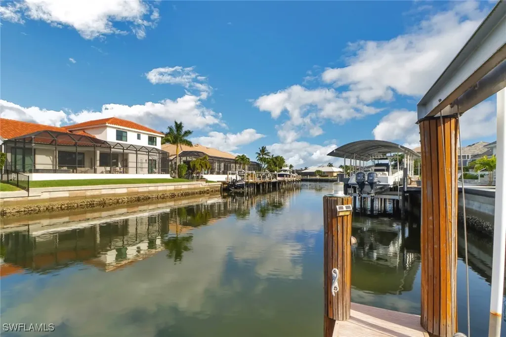 562 Goldcoast Court Marco Island FL 34145