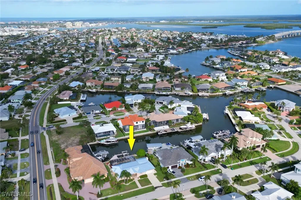 562 Goldcoast Court Marco Island FL 34145