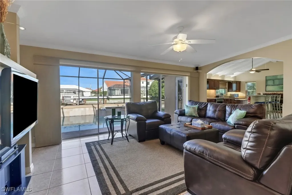 562 Goldcoast Court Marco Island FL 34145