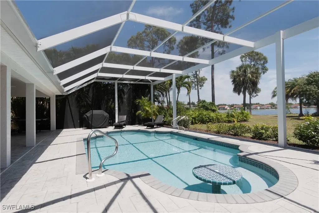 700 Lambton Lane Naples FL 34104