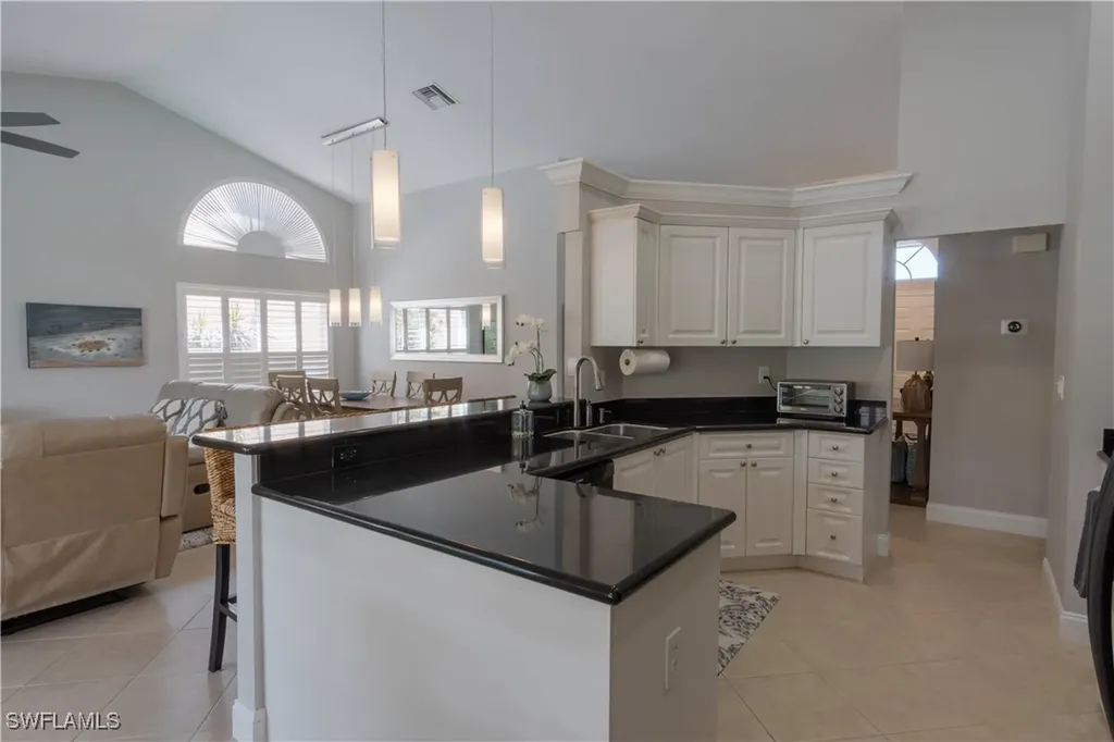 700 Lambton Lane Naples FL 34104