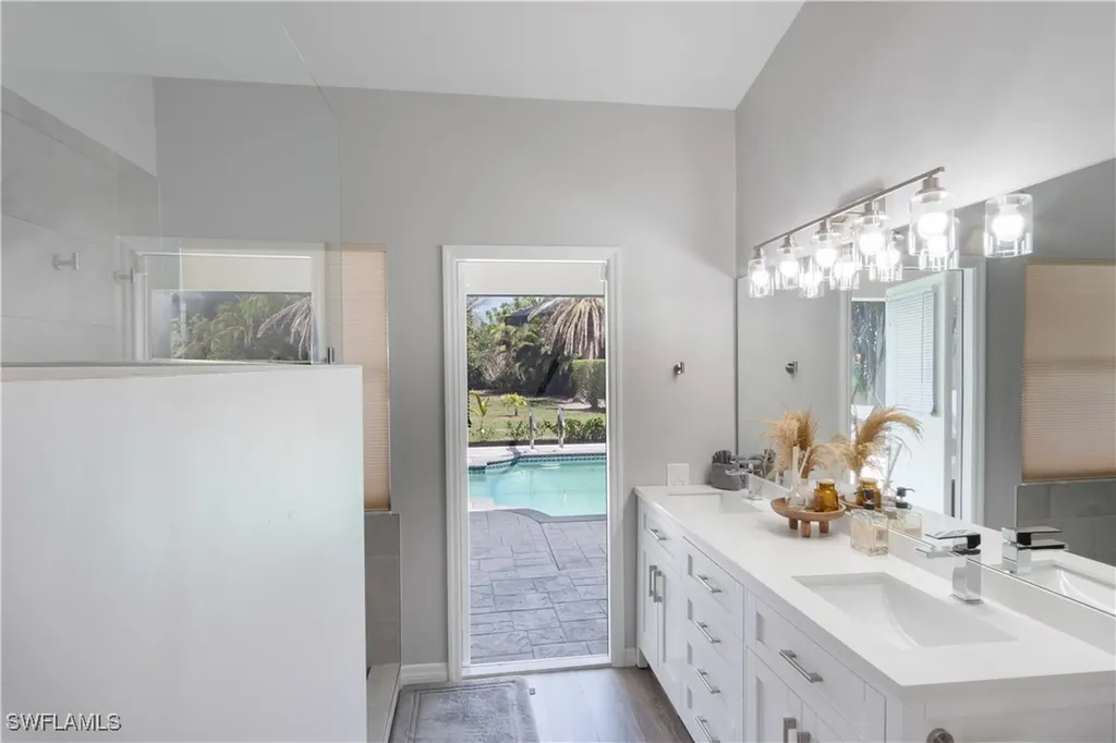 700 Lambton Lane Naples FL 34104