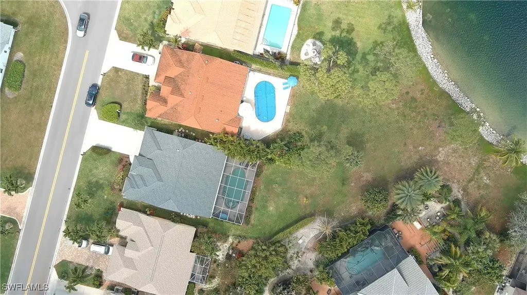 700 Lambton Lane Naples FL 34104