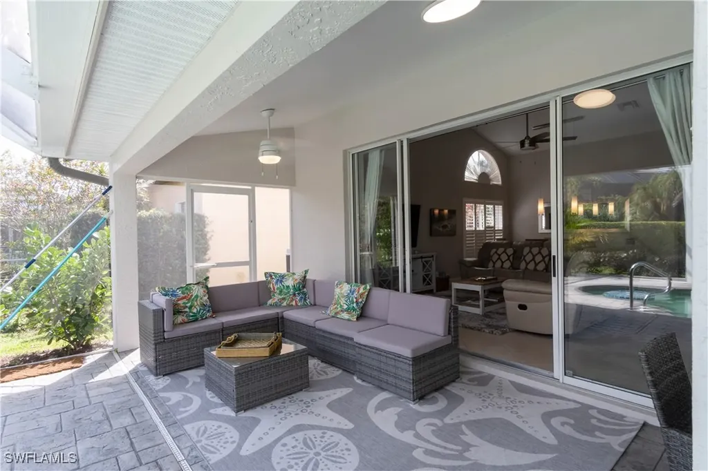 700 Lambton Lane Naples FL 34104