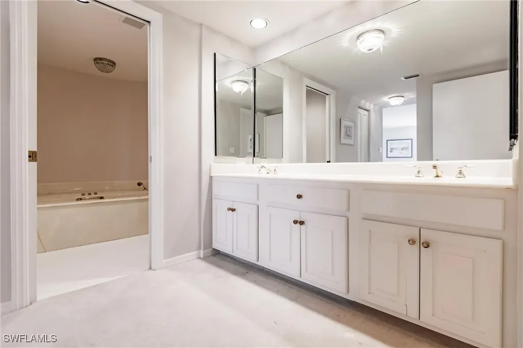 3115 Gulf Shore Boulevard N Naples FL 34103