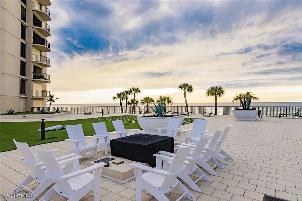 3115 Gulf Shore Boulevard N Naples FL 34103