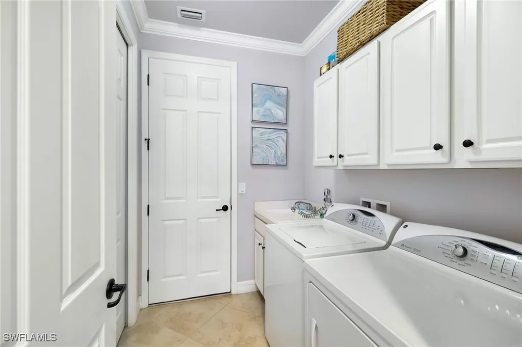 28542 Westmeath Court Bonita Springs FL 34135